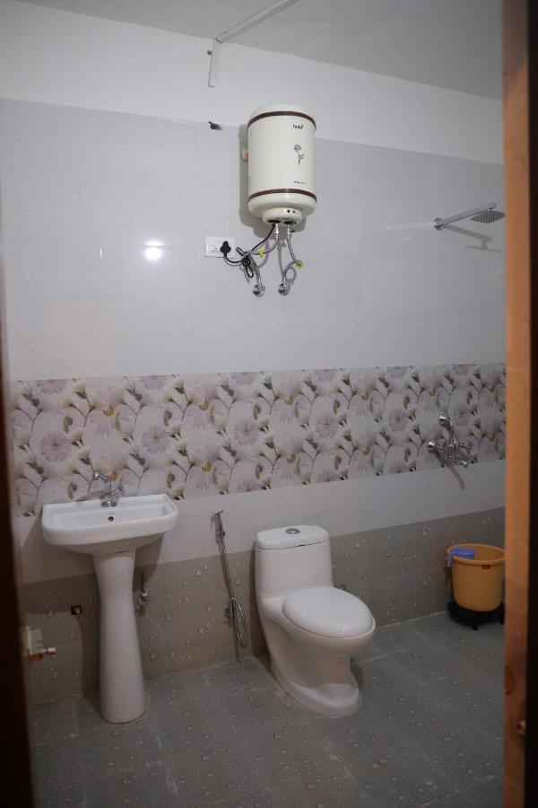 Winter Mountain Resort Pushkar Exterior foto