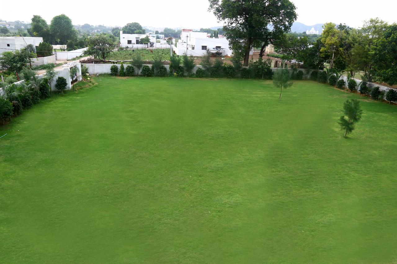 Winter Mountain Resort Pushkar Exterior foto
